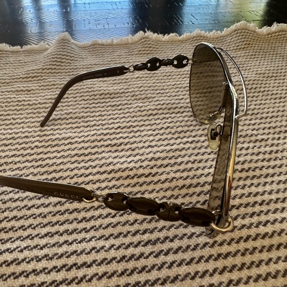 Gucci sunglasses - Picture 1 of 7